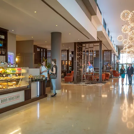 Clayton Hotel Dublin Airport 