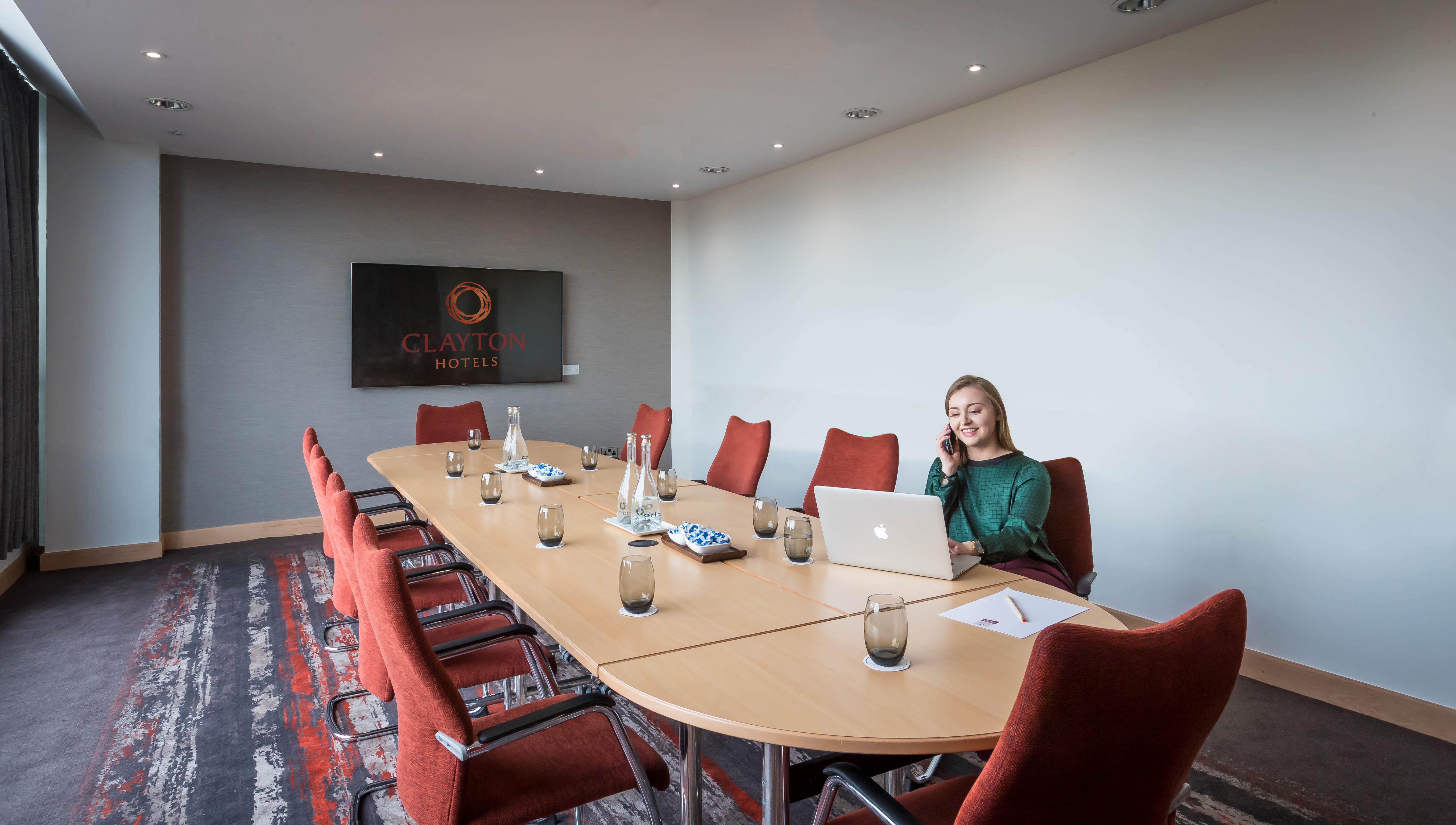 Clayton Dublin Airport Hotel 4*