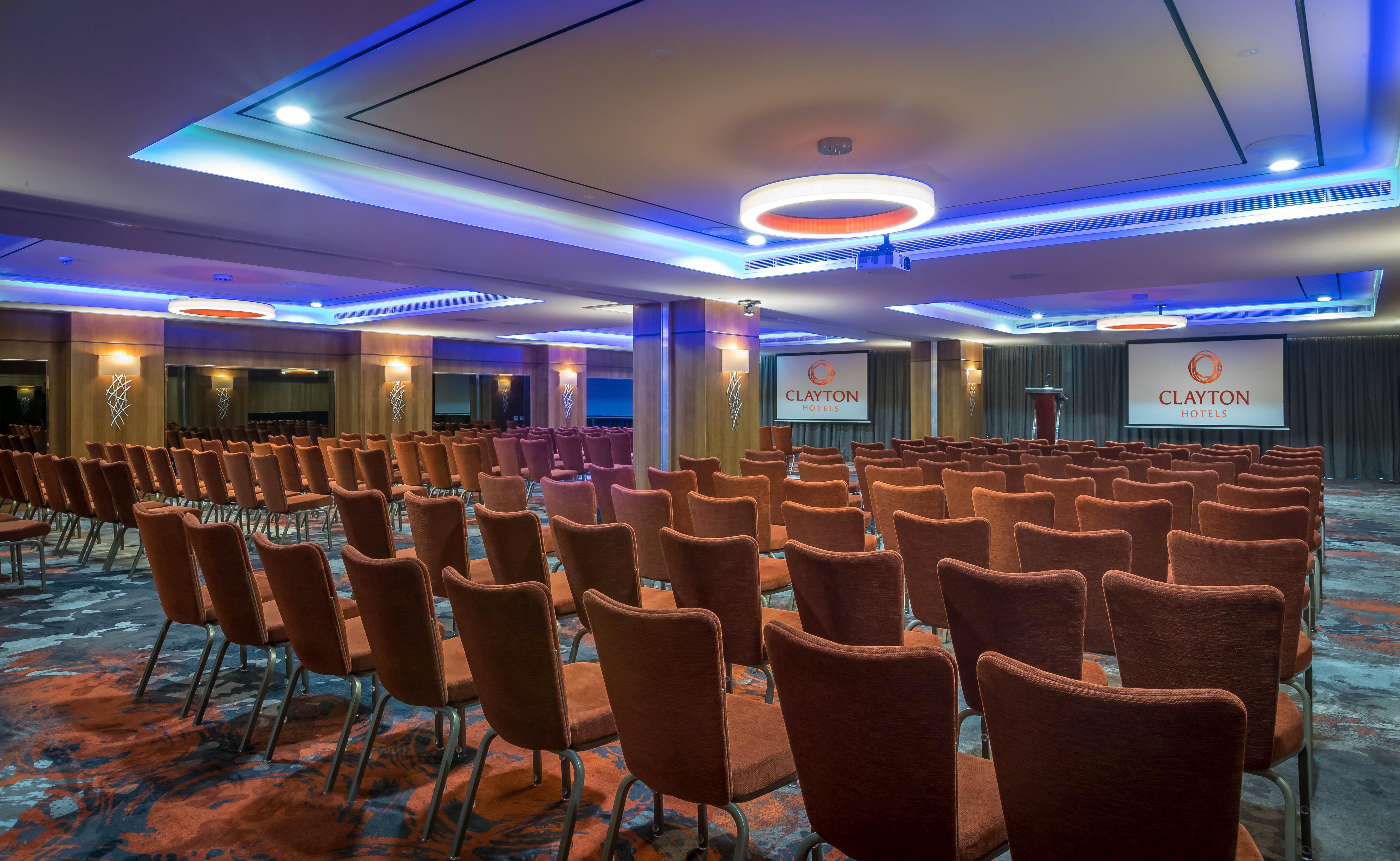 Clayton Dublin Airport Hotel 4*