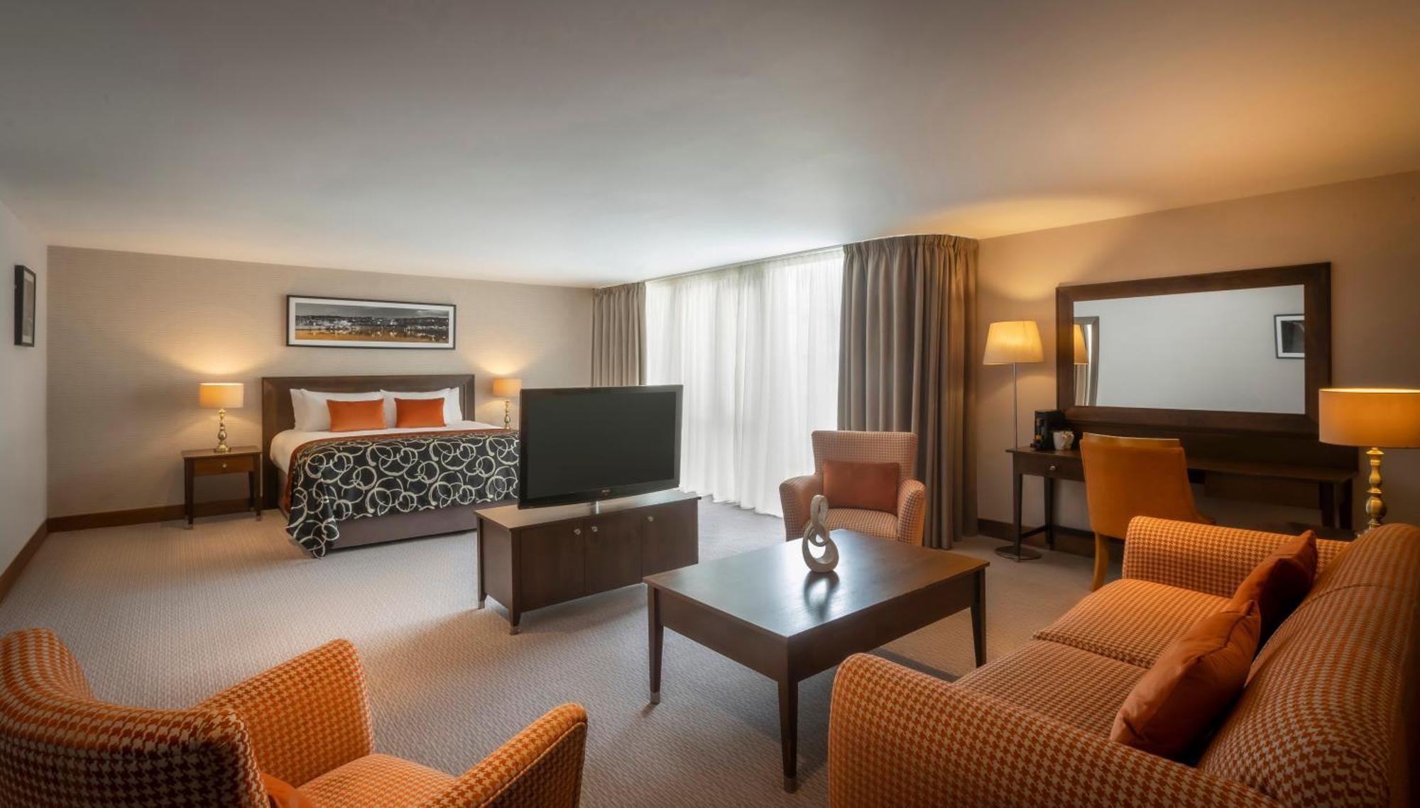 Hotel Clayton Dublin Airport 4*